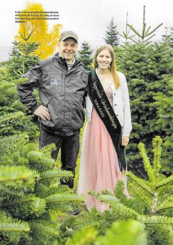 Uwe Klug und Christbaumkönigin Sina Klug im Christbaumdorf Mittelsinn Uwe Klug und Christbaumkönigin Sina Klug im Christbaumdorf Mittelsinn